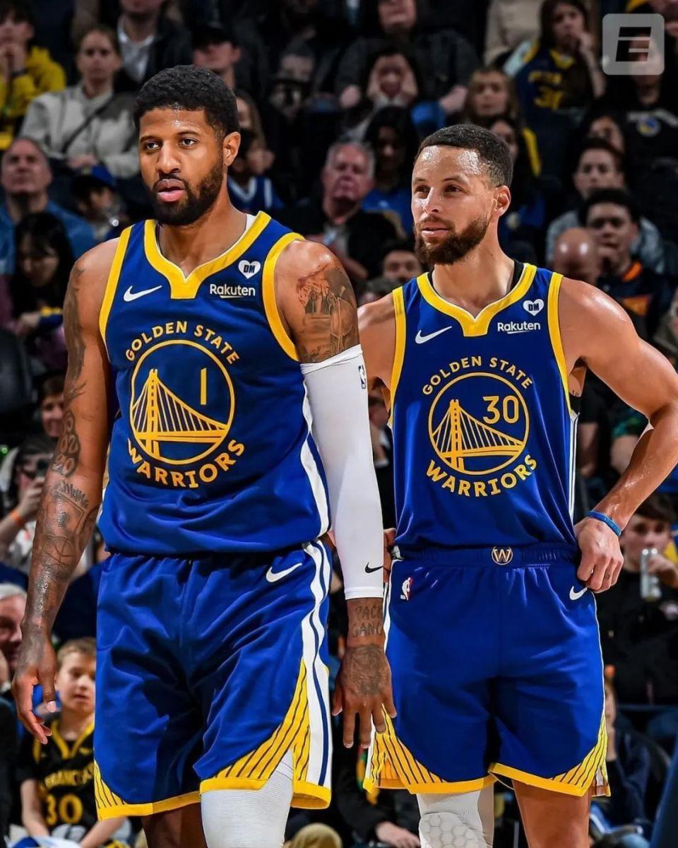 九游游戏盒-东契奇意外战胜勇士，领先优势明显引爆全场！赛场气氛高涨-九游游戏盒