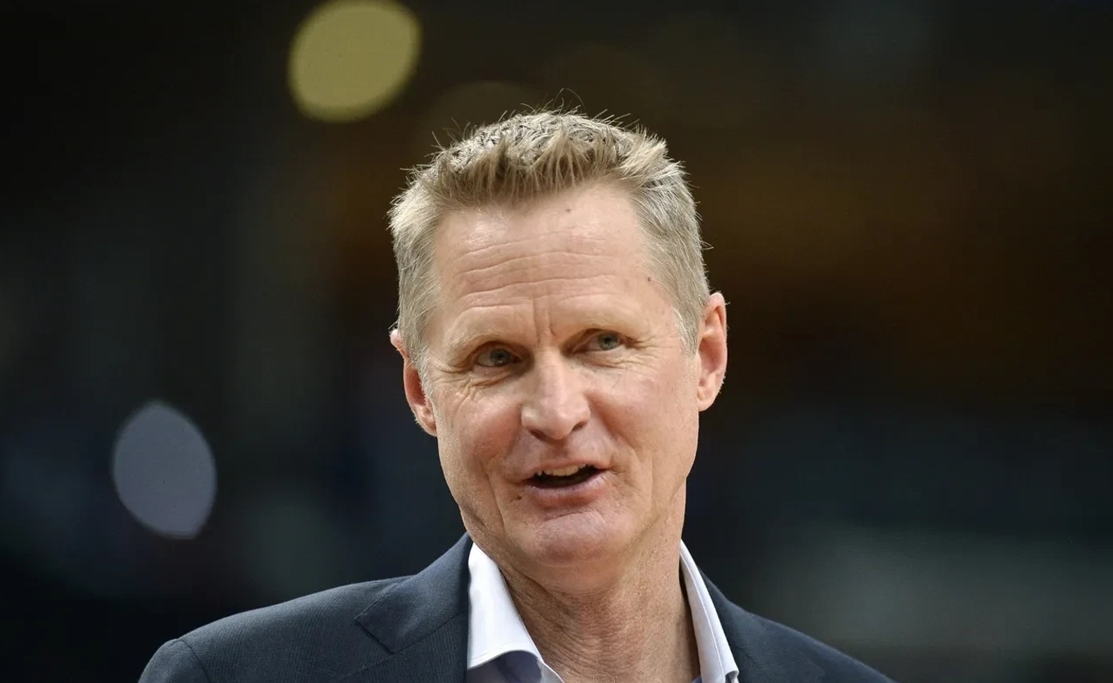 九游游戏盒-勇士关键时刻失误不断，球队憾负对手，还有科技大小.-九游游戏盒