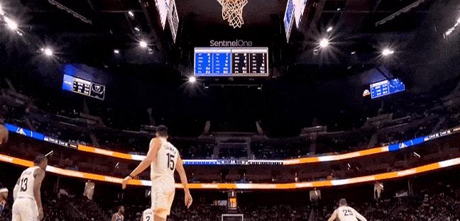 九游游戏中心官网-Doinb迎来三赛季出色发挥，加拿大队观众热烈欢呼！热度持续攀升-九游游戏中心官网